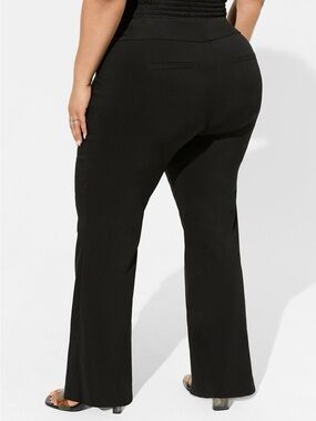 NWT Torrid Classic Millennium Stretch High-Rise Relaxed Trouser Pants -18R Black